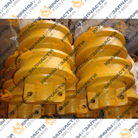 Каток опорный двухбортный 14X-30-00091 14X-30-00092 для бульдозера KOMATSU D65E-12 заказать по оптовой цене с доставкой по всей России и СНГ