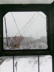 Стекло кабины башенного крана КБ-572 (лесопогрузчик) 850х730мм заказать по оптовой цене с доставкой по всей России и СНГ