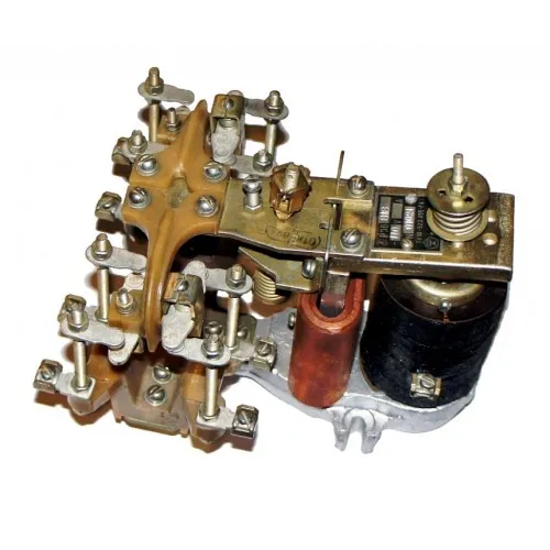 Реле времени РЭВ817 У3 Uуправл 110В 2з 2р выдержка времени 2.5с (158170102 01)