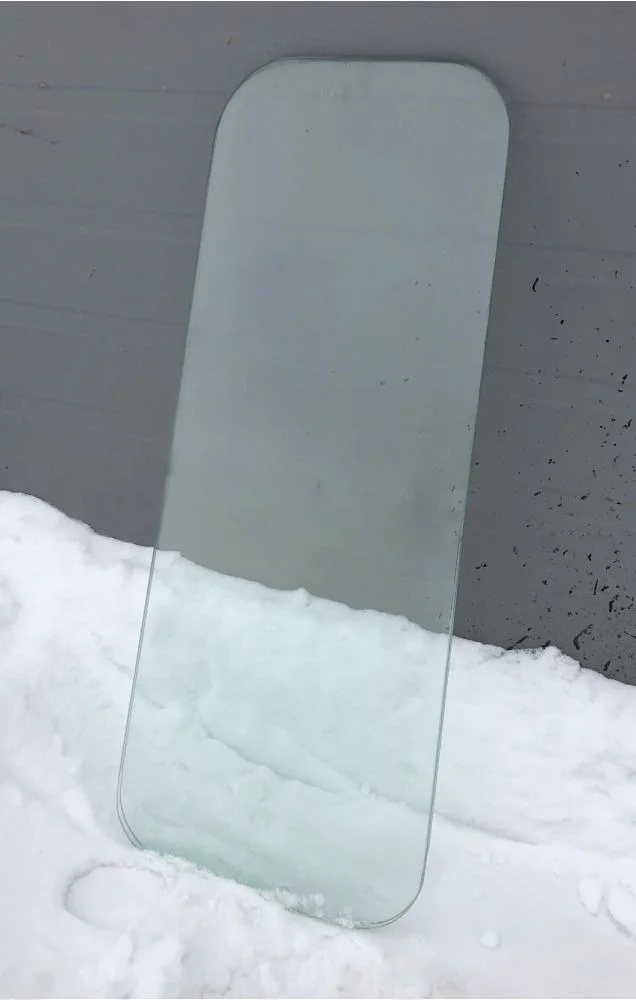 Стекло заднее боковое 225.34.00.00.012 от автогрейдера ДЗ-180, ДЗ-143