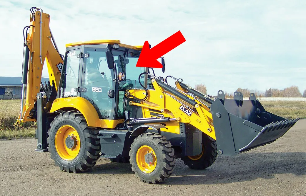 Стекло лобовое кабины экскаватора / фронтального погрузчика Елаз 204970241 ELAZ-BL 880 (6мм, зелёное) 1303х904