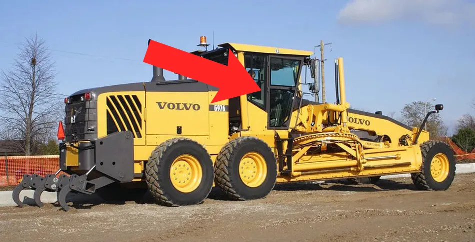 Стекло кузовное заднее правое (закаленное) для автогрейдера Volvo G976