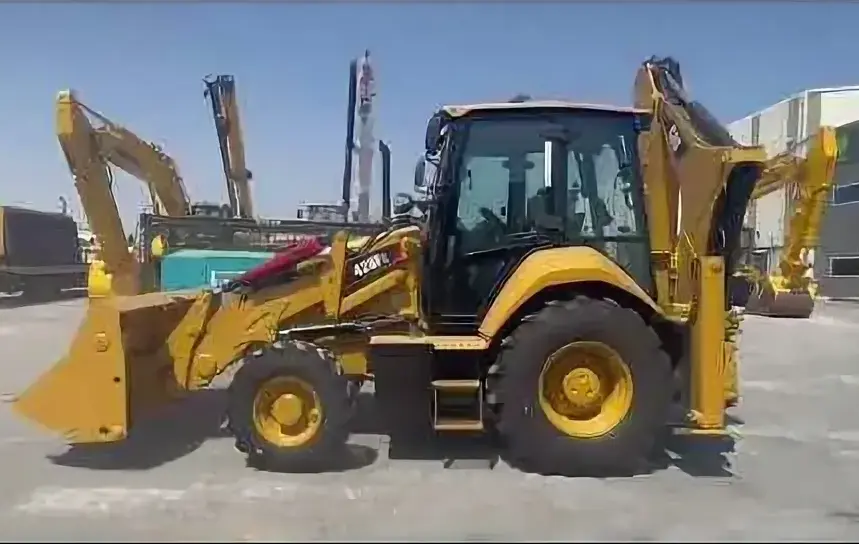 Стекло кузовное заднее левое верхние (закаленное) 3822249 для экскаватора-погрузчика Caterpillar 428f2, 432f2, 434f2, 444f2 2017