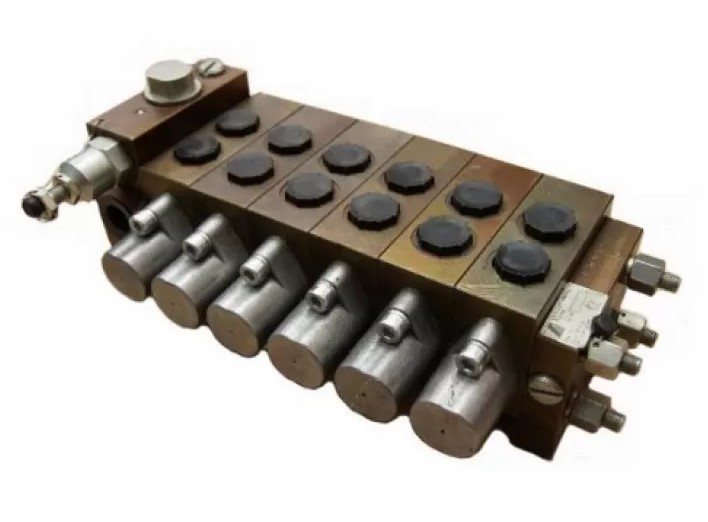 Гидрораспределитель РМ-12-06В 6 секционный производство Агат