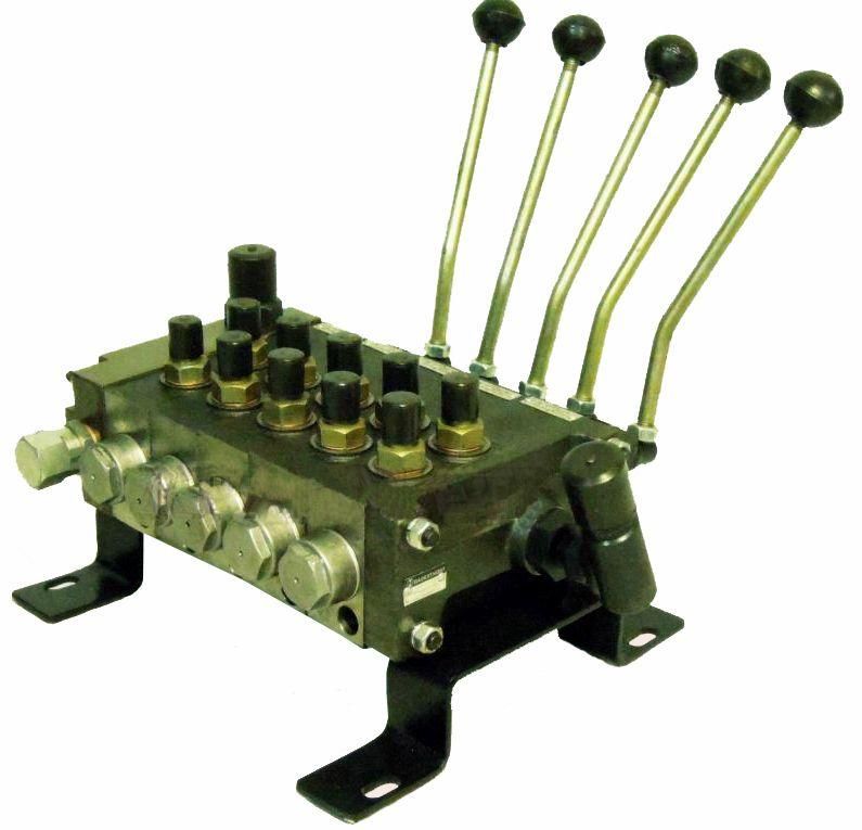 Гидрораспределитель опор УЗ.19.00.000, КС-У3.19.00.000-1 автокранов Ивановец КС-3577, КС-3574, КС-35714, КС-35715, КС-45714, КС-45717-1Р, КС-54711, АК-25