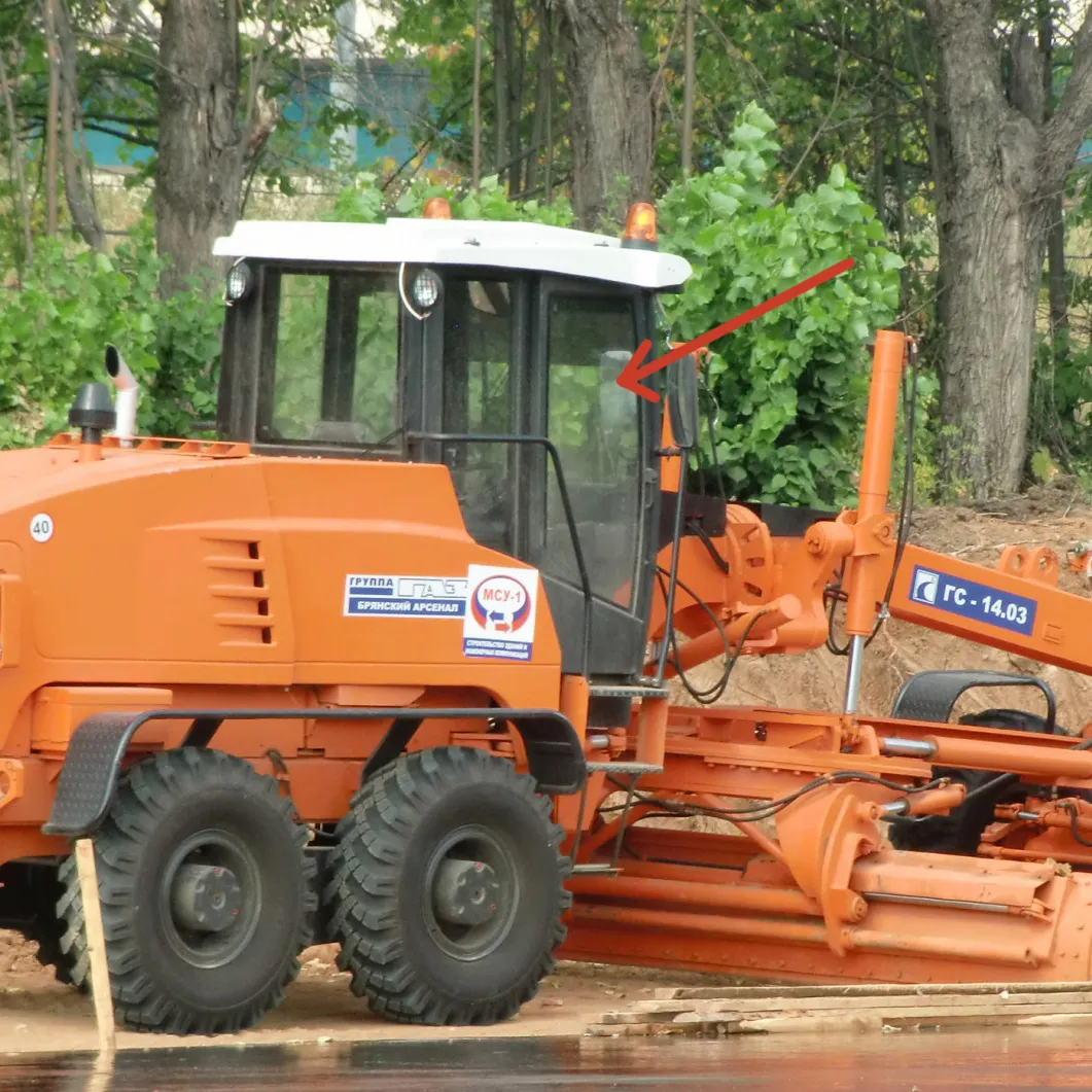 Стекло КУ51.11.001 двери от автогрейдера ГС-14.03