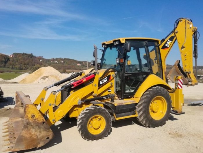 Стекло кузовное заднее левое верхнее (закаленное) 3259300 для экскаватора-погрузчика Caterpillar 428f, 432f, 434f, 444f 2006