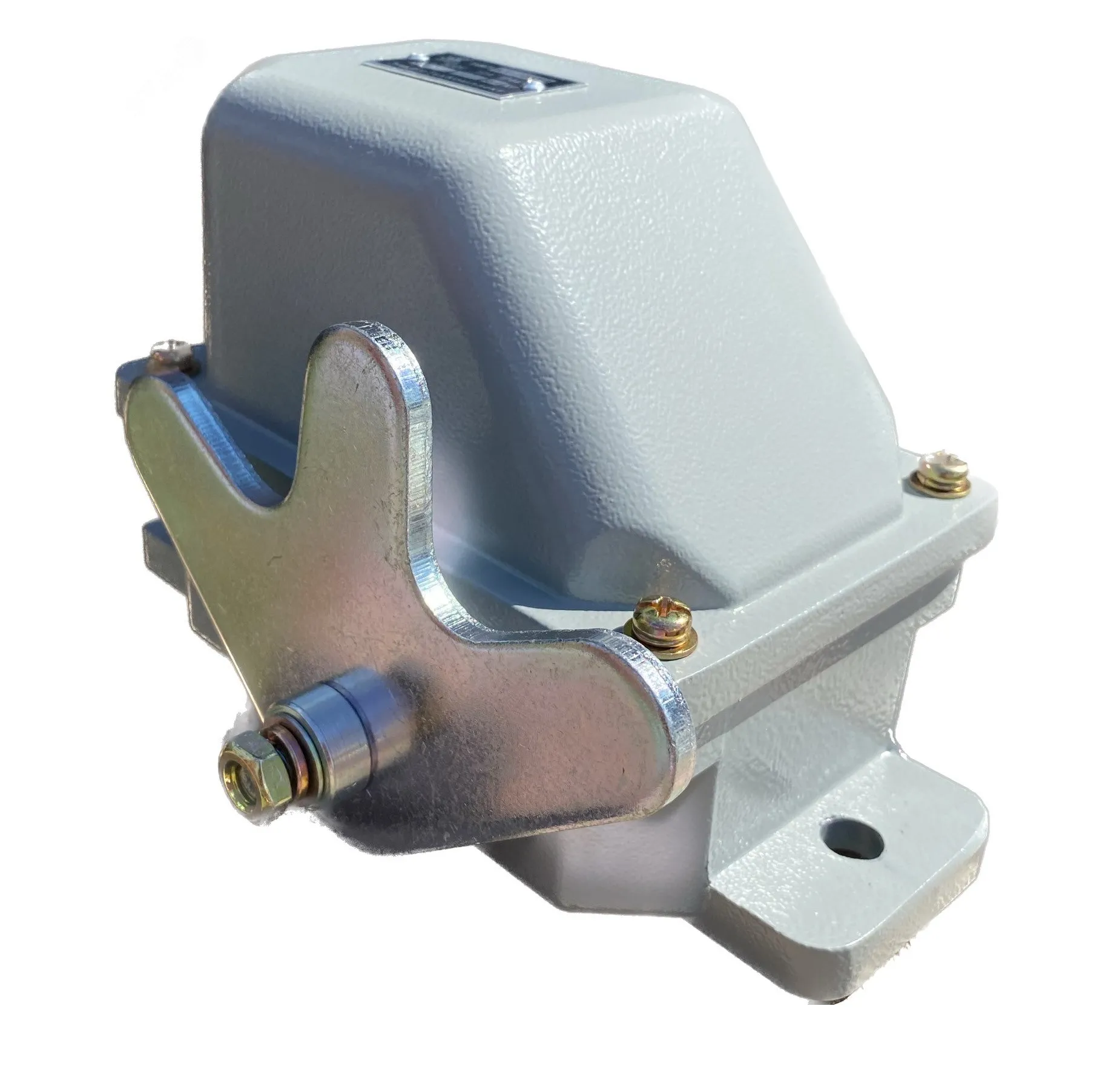 Выключатель конечный (концевой) КУ-704