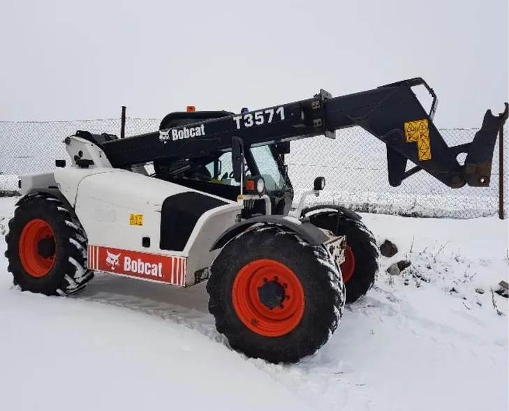 Стекло дверное левое верхнее (закаленное) 6908792 для погрузчика телескопического Bobcat T3571, T3571L, T2250