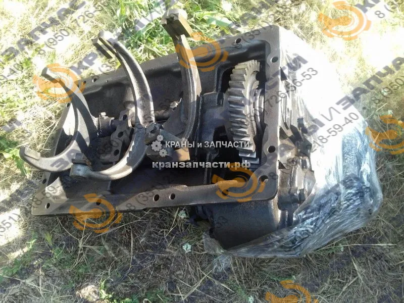 Коробка отбора мощности КОМ КАМАЗ МП02-4215008-01 автокрана Ульяновец МКТ-16, МКТ-20, МКТ-25, МКАТ-16, МКАТ-20, МКАТ-25, МКТБ-30