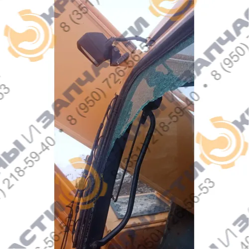 Стекло лобовое верхнее 825х1065 71Q4-02441 гусеничного, колесного экскаватора Hyundai Robex 210 lc-9, 260 lc-9, 290 lc-9, 300 lc-9, 330 lc-9, 450 lc-9, 480 lc-9