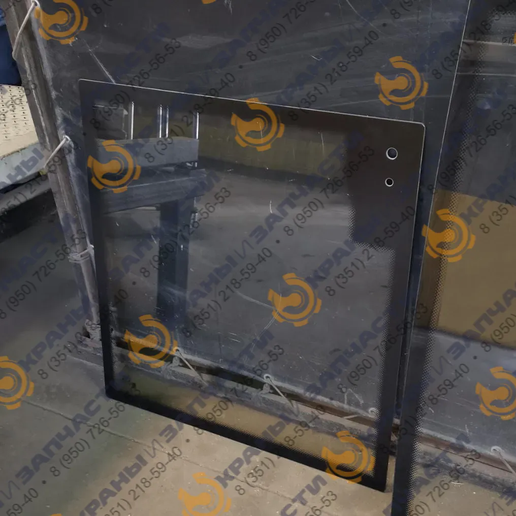 Стекло верхнее 870х830 для автокранов Клинцы 55713-1К-4В