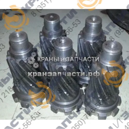 Вал-шестерня У3515.42Р.10.042, m=3 z=13 (i=134), 1 пара редуктора поворота У35.15 башенного крана