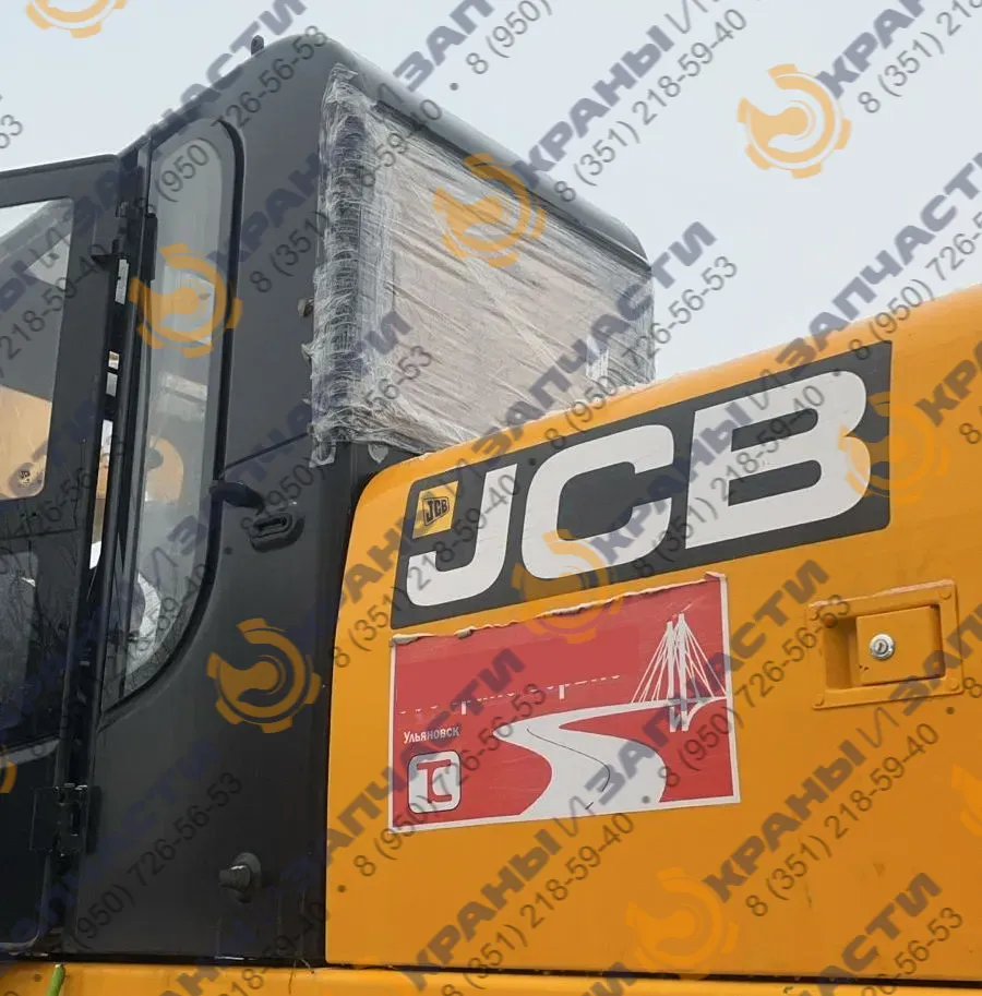 Заднее стекло JCB JS305 триплекс