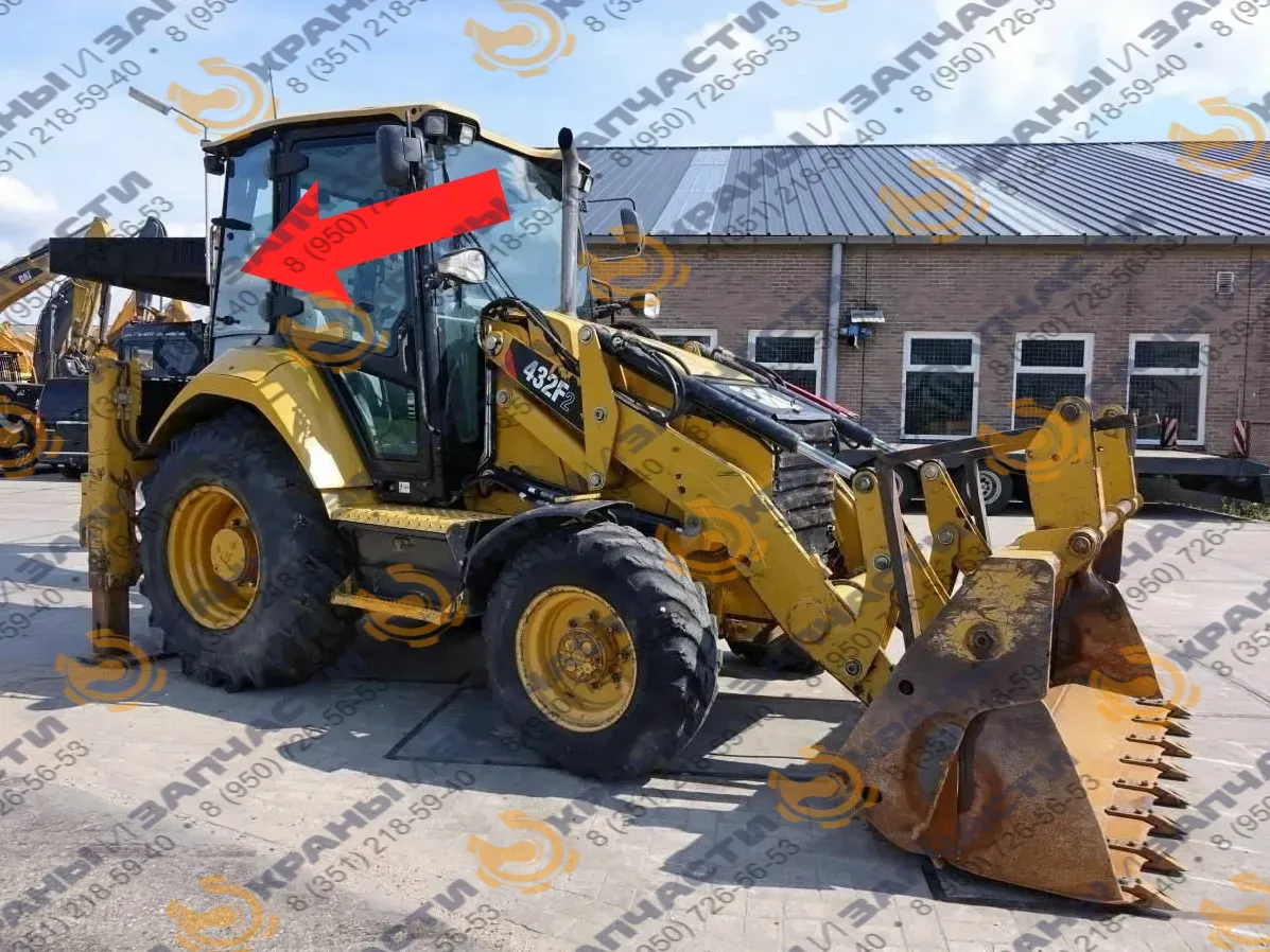 Стекло заднее правое Caterpillar 428f2, 432f2, 434f2, 444f2 2019