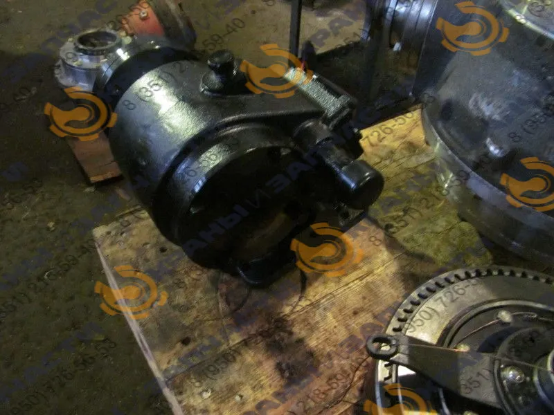 КОМ коробка отбора мощности БМ-302Б.02.03.000, БМ-302б.02.05.000 для для дизельных ямобуров БКМ-302Б, БКМ-317, БКМ-205 на базе Садко