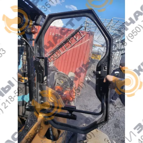 Стекло лобовое 1030х600 71S7-00360 для мини-погрузчика Нуundai HSL650-7, HSL850-7, HSL650-7A, HSL850-7A триплекс