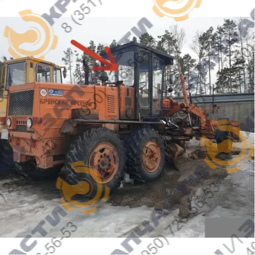 Стекло заднее 225.44.00.00.010-01 для автогрейдера ГС-18.05
