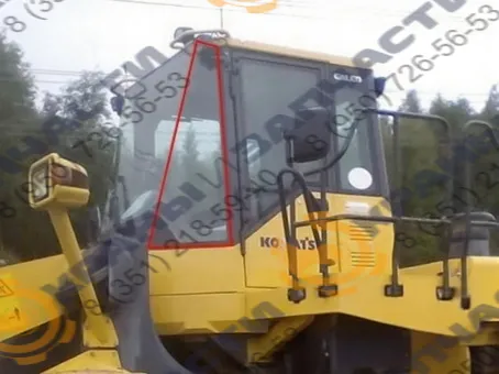 Стекло лобовое левое на Komatsu WD600-6 426-926-3550