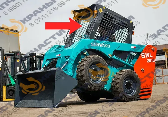 Стекло лобовое с отверстием пот дворник (закаленное) для мини-погрузчика Sunward SWL2810, SWL3210