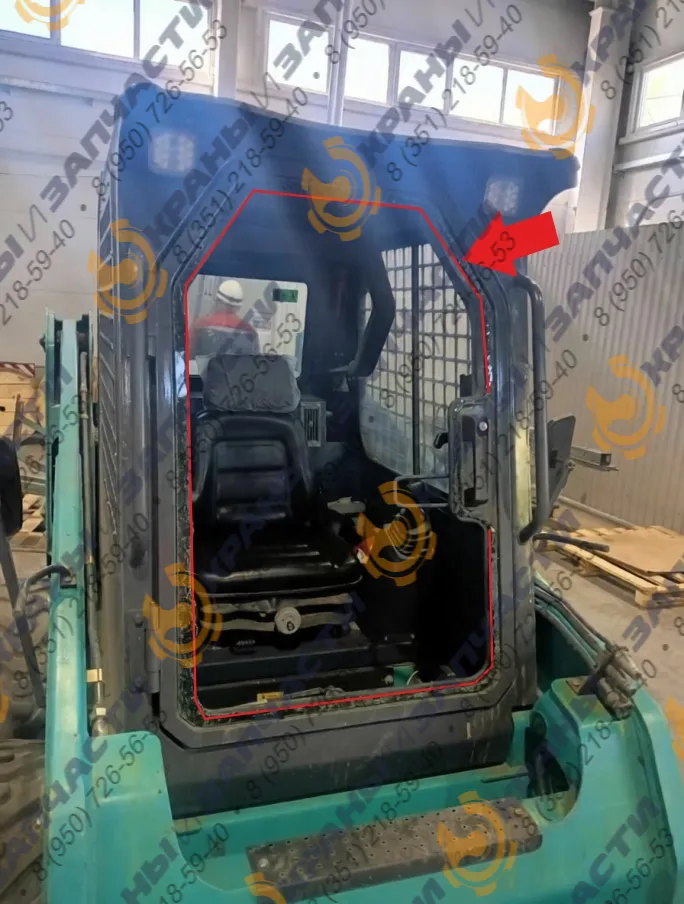 Стекло лобовое(закаленное) для мини-погрузчика Sunward SWL2820.