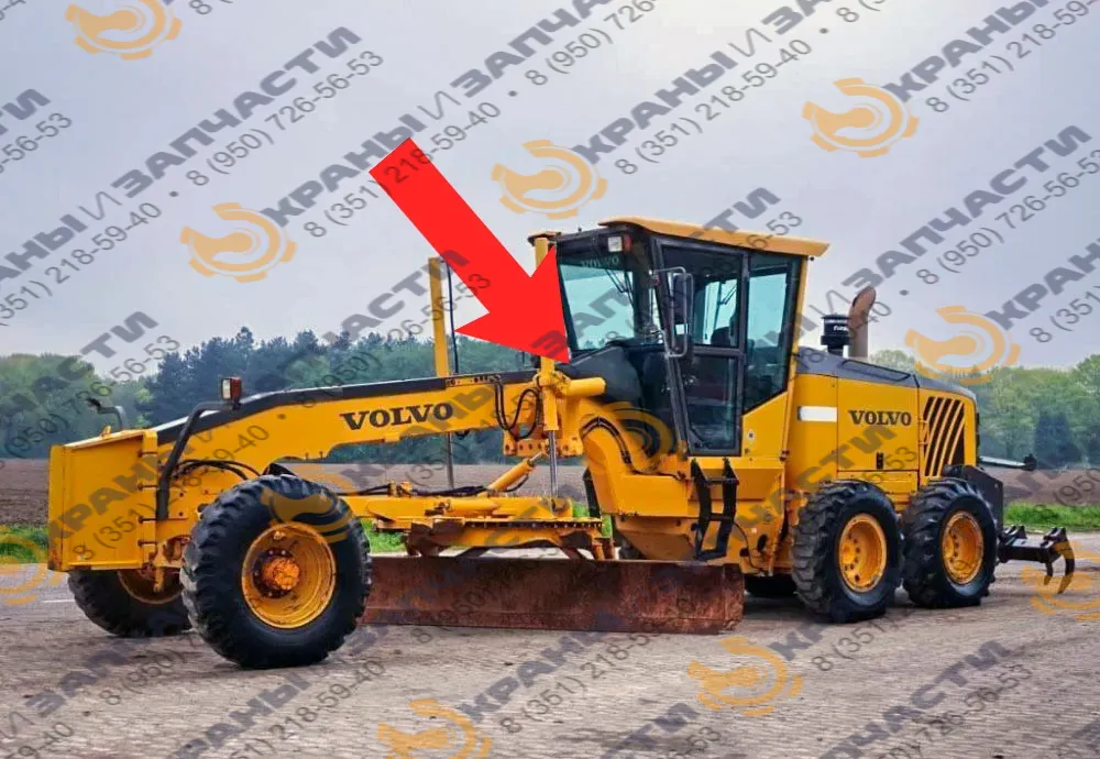 Стекло лобовое нижнее правое (закаленное) для автогрейдера Volvo G976