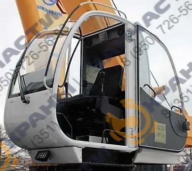 Стекло заднее для автокрана Ивановец (новая кабина) MAC-C2.205