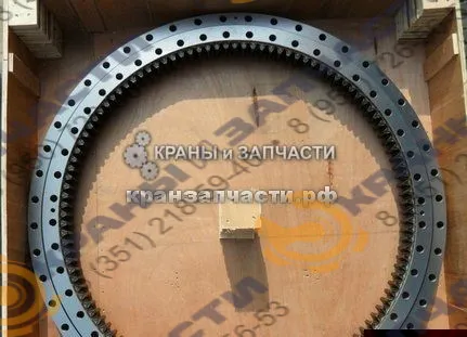 Опорно-поворотное устройство S1050502 (ОПУ 552 К)