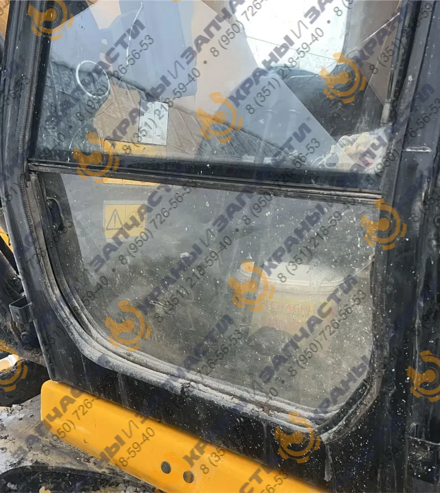 Нижнее лобовое стекло JCB JS205 - JS305 триплекс