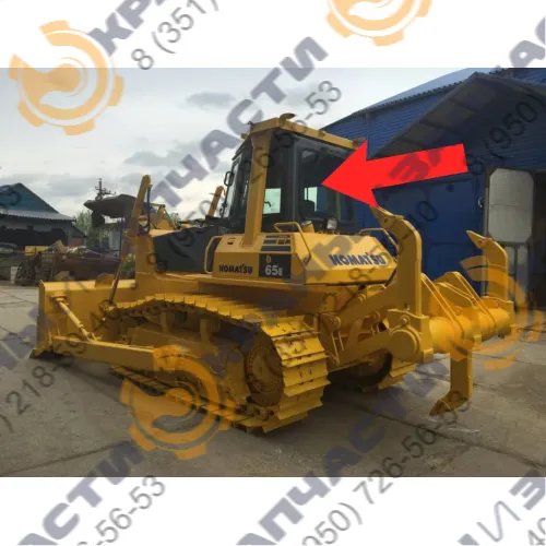Стекло заднее (закаленное) для бульдозера Komatsu D65E-12
