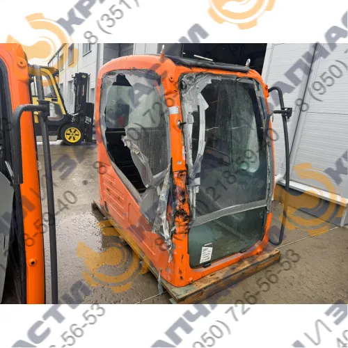 Стекло лобовое верхнее (закаленное) для экскаватора Doosan DX300LCA