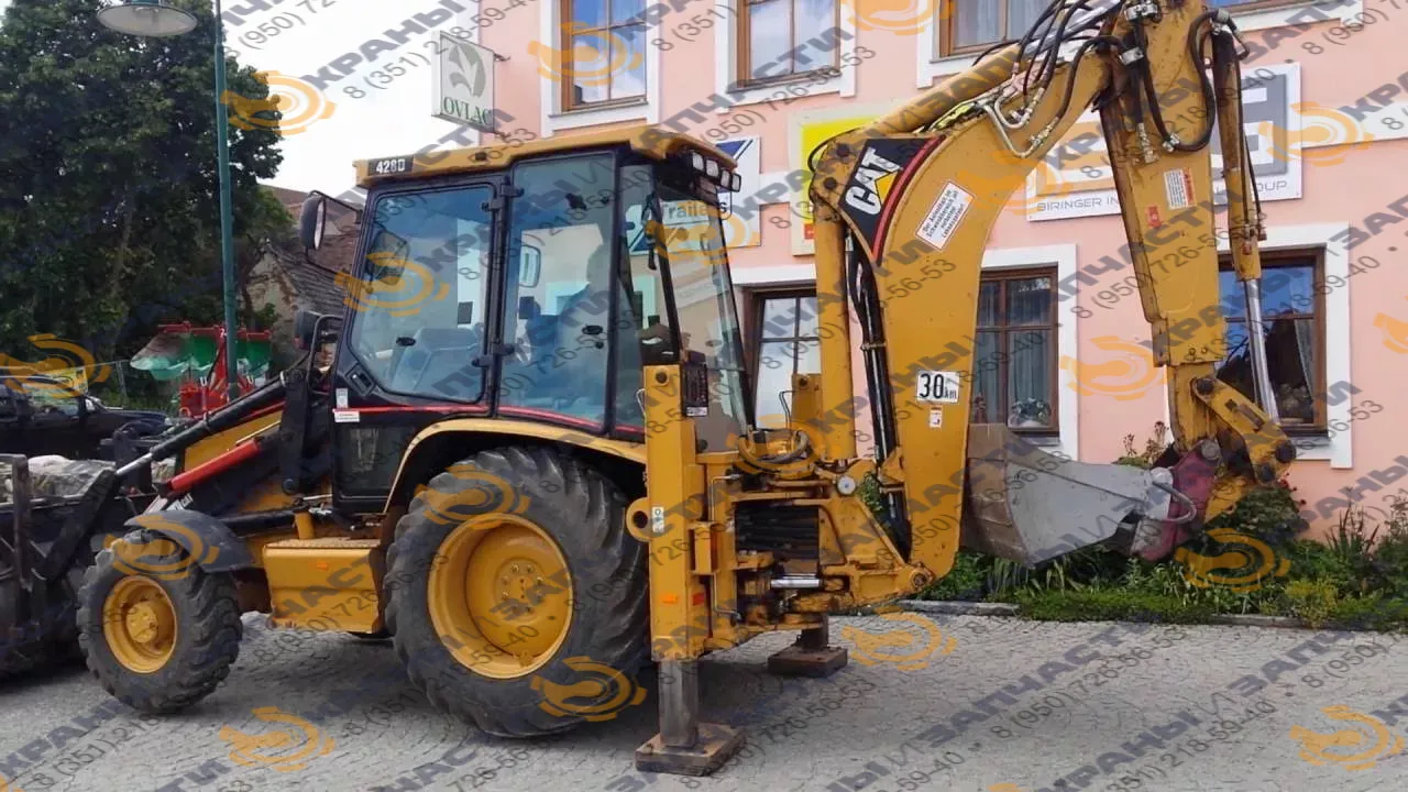Стекло лобовое нижнее правое (закаленное) для экскаватора-погрузчика Caterpillar 428d, 432d
