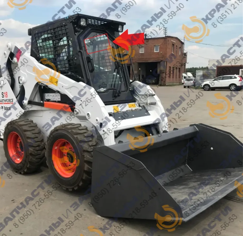 Стекло бок. левое с рамкой, форточкой погрузчика Bobcat Earthforce S18, S16 (сталинит)