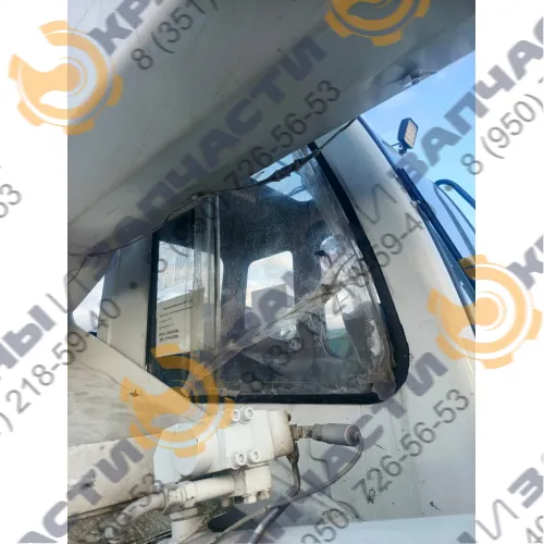 Стекло форточки подвижное правое RSG 008 (800x665) для автокрана Челябинец (новая кабина) КС-45721, КС-55730, КС-55732, КС-55733