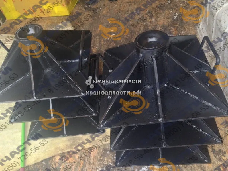 Подпятник КС-55730.01.000 на Челябинец КС-45721