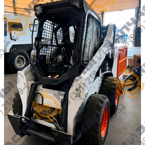 Стекло лобовое мини-погрузчика Bobcat T650, T650H, T770, 7120401, закалённое